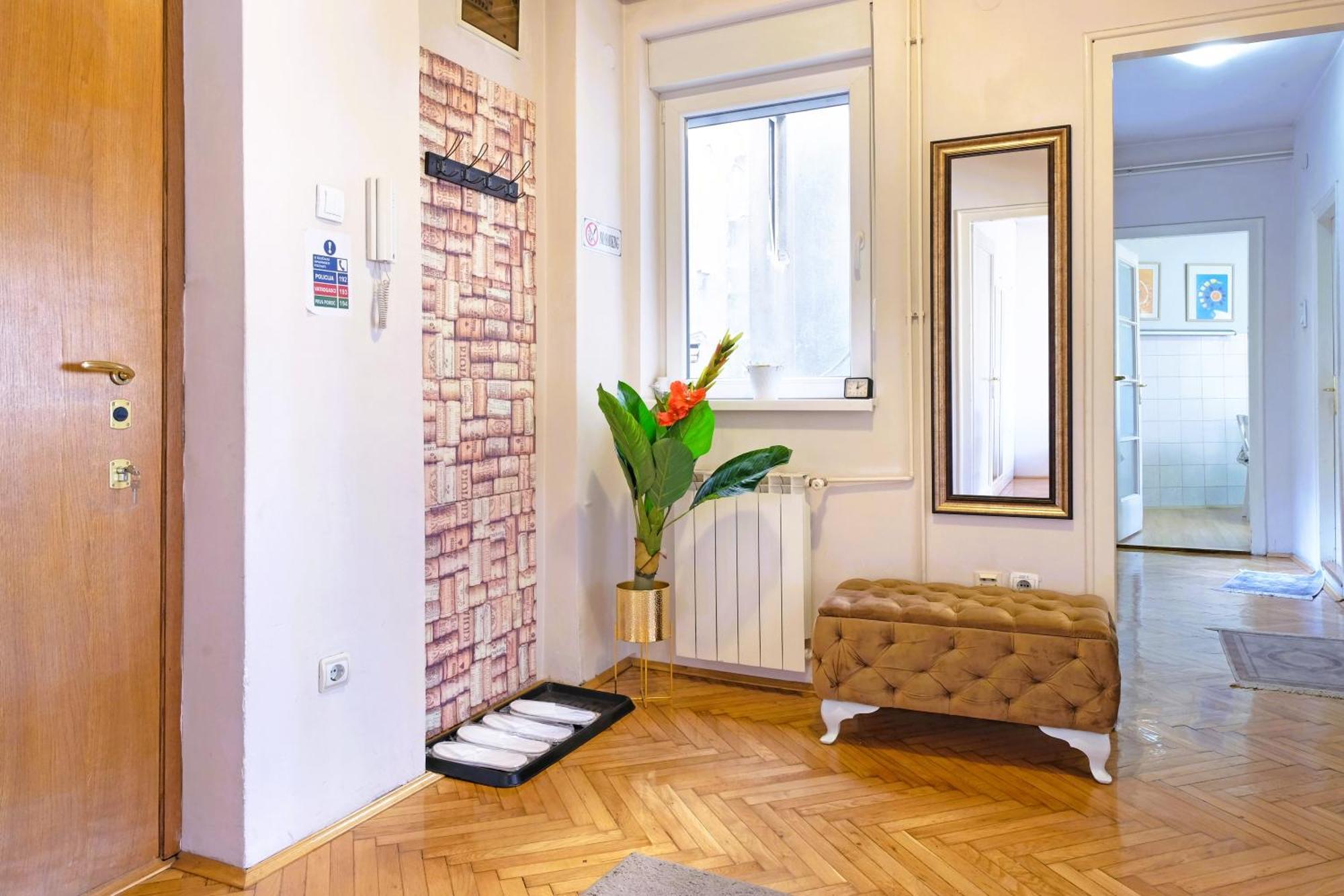 Windows City Apartment Βελιγράδι Εξωτερικό φωτογραφία