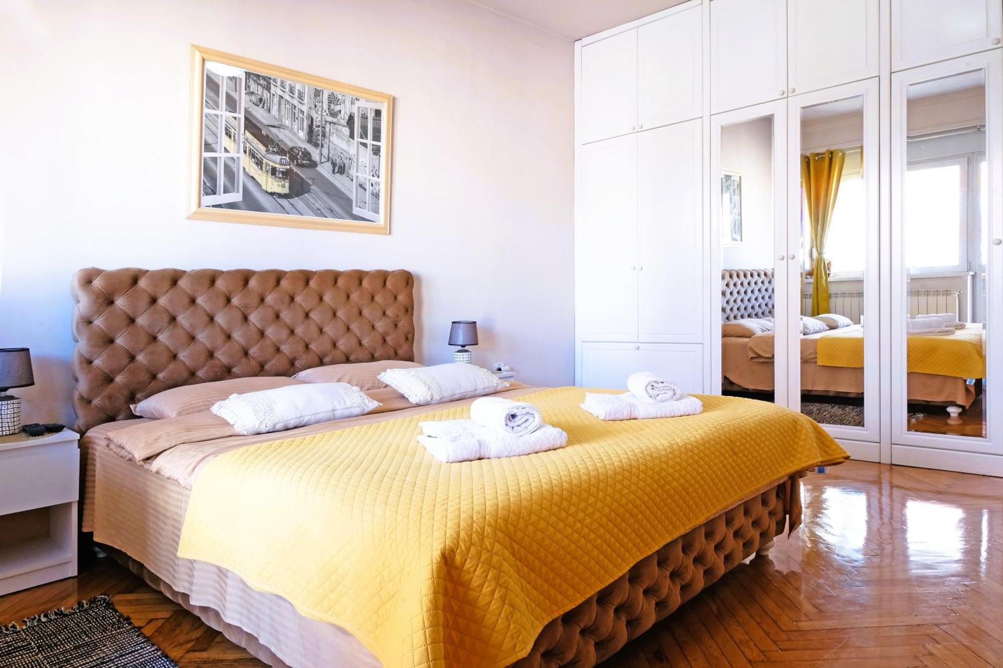 Windows City Apartment Βελιγράδι Εξωτερικό φωτογραφία